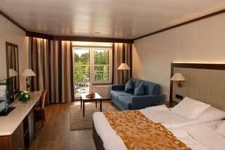 Отель Naantali Spa Hotel Наантали Двухместный номер Делюкс с 2 отдельными кроватями-5